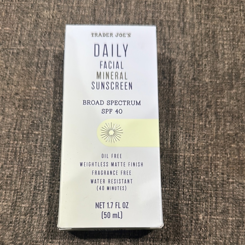 Trader Joe’s Daily Facial Mineral Sunscreen SPF 40